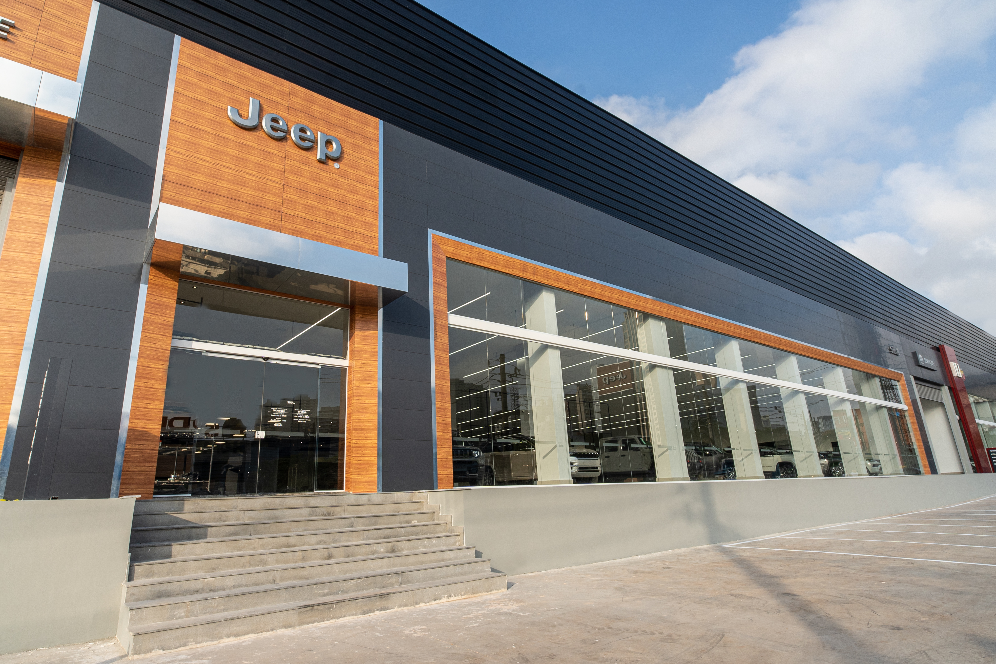 Jeep Sinal Alphaville