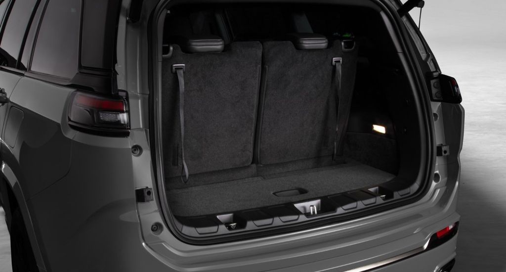 porta-malas Commander